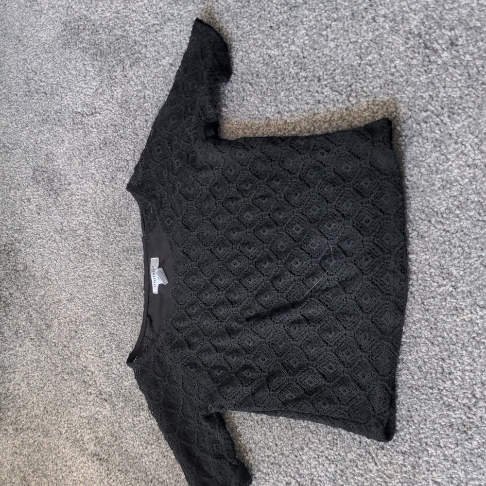 Black crop top
